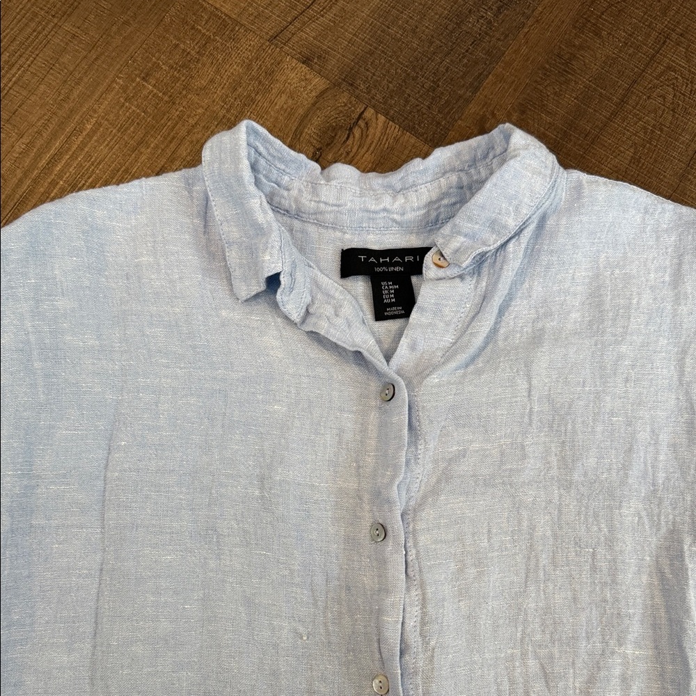 Tahari Light Blue 100% linen Button-Down blouse - Picture 3 of 10